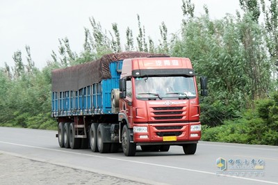 危貨車輛拉普貨?大件運輸享綠通?卡友關心的問題交通運輸部給出答案!