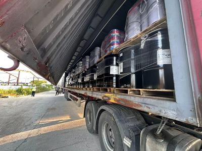 危化品運輸車“變裝”下高速 交通執法人員“智慧執法”精準查處